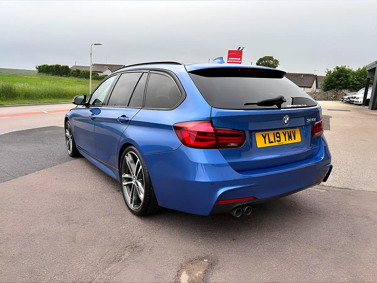Used 2019 BMW 3 Series M Sport Shadow Edition Touring Blue - Interior and Exterior details 13