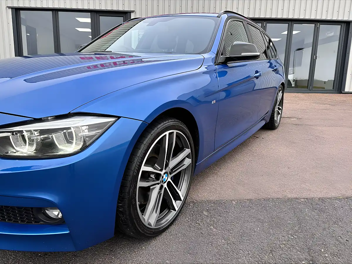 Used 2019 BMW 3 Series M Sport Shadow Edition Touring Blue - Interior and Exterior details 14
