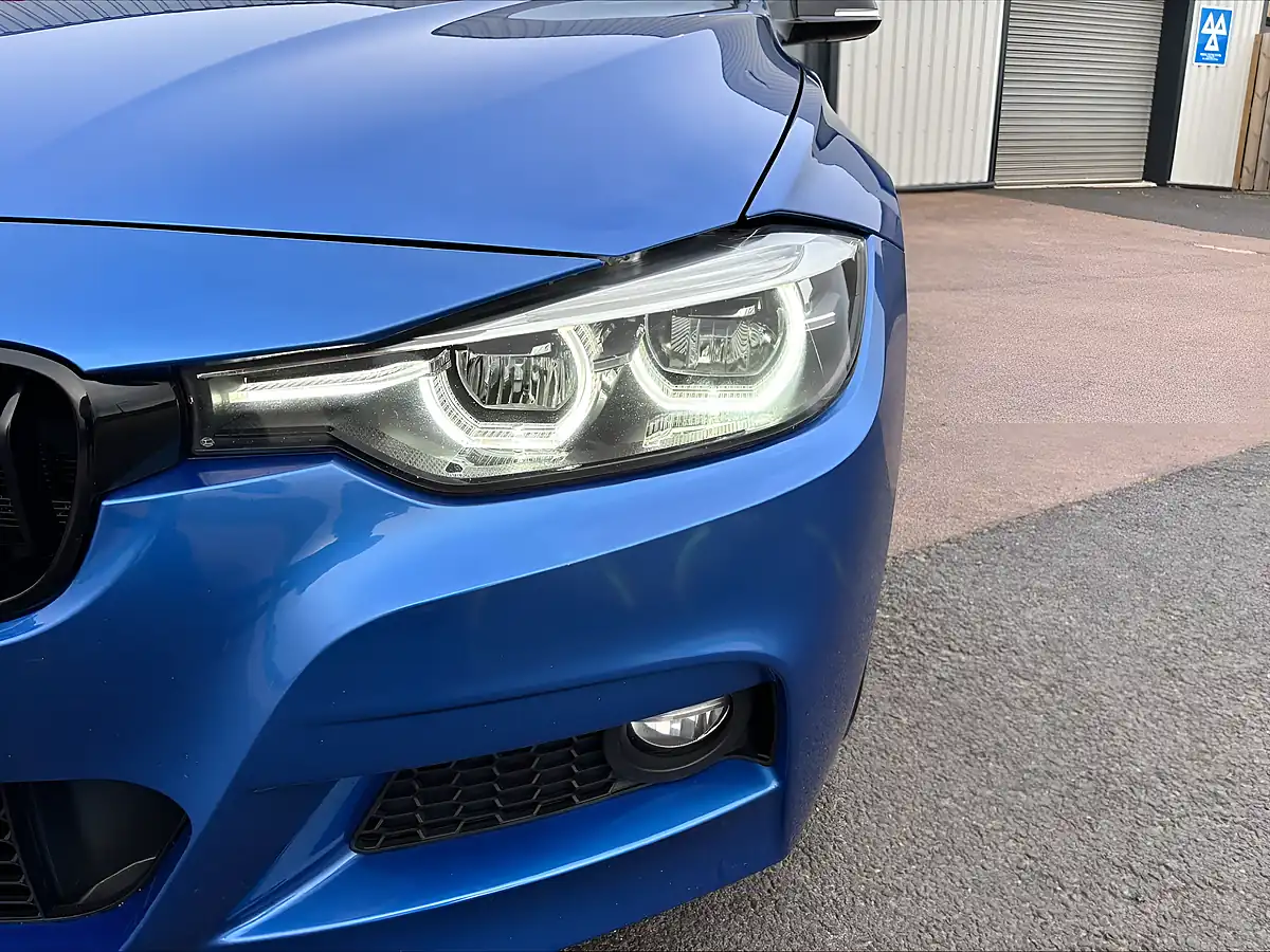 Used 2019 BMW 3 Series M Sport Shadow Edition Touring Blue - Interior and Exterior details 7