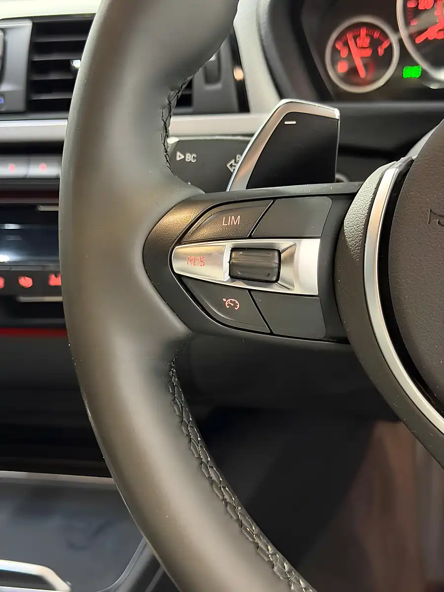 Used 2019 BMW 3 Series M Sport Shadow Edition Touring White - Interior and Exterior details 17