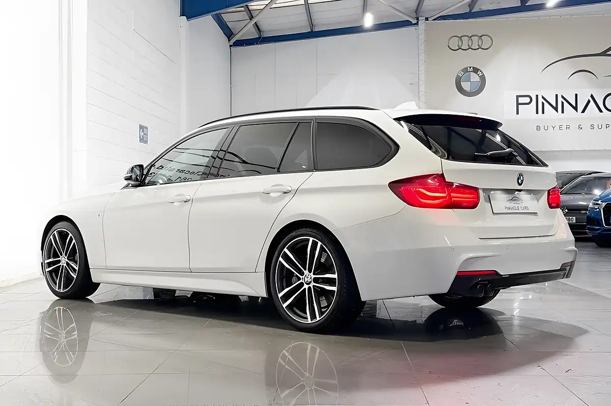 Used 2019 BMW 3 Series M Sport Shadow Edition Touring White - Interior and Exterior details 8