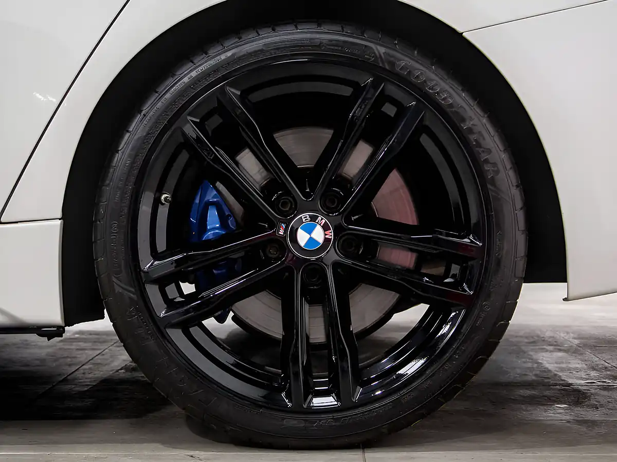 Used 2019 BMW 3 Series M Sport Shadow Edition White - Interior and Exterior details 10