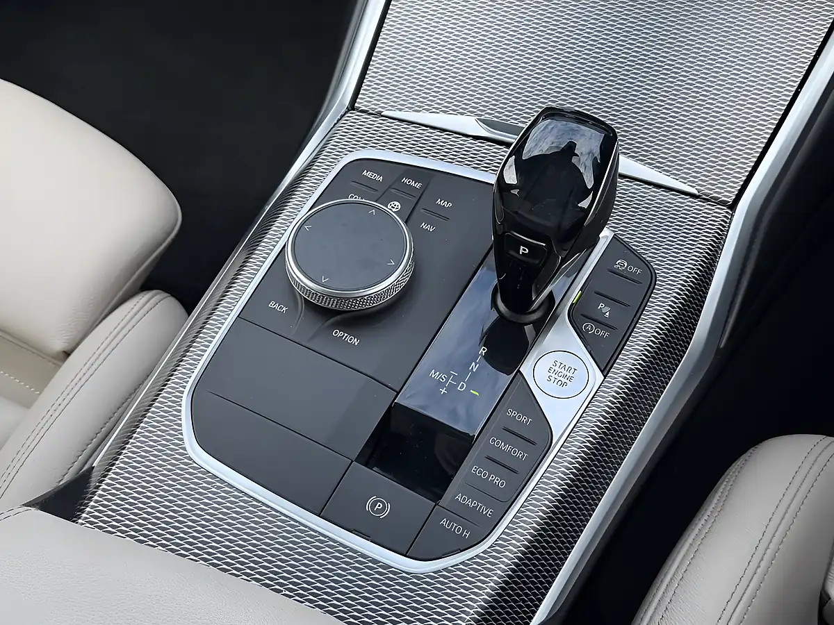 Used 2019 BMW 3 Series M Sport Touring Portimao Blue - Interior and Exterior details 19