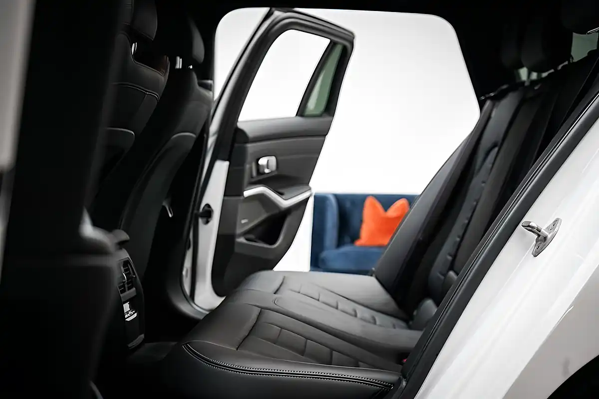 Used 2019 BMW 3 Series M Sport Touring White - Interior and Exterior details 16