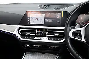 Used 2019 BMW 3 Series M Sport White - Interior and Exterior details 15