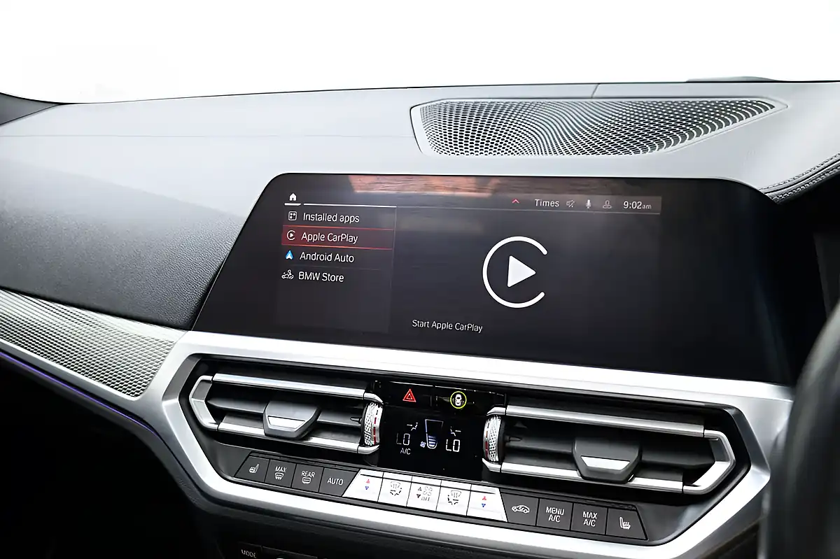 Used 2019 BMW 3 Series M Sport White - Interior and Exterior details 18