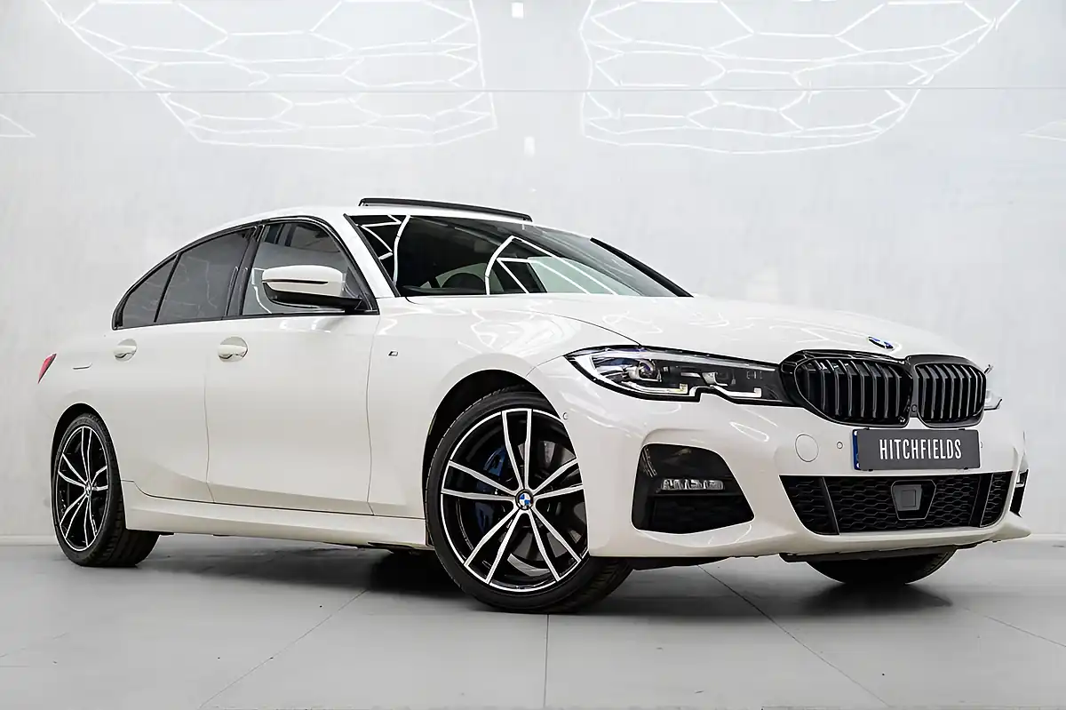 Used 2019 BMW 3 Series M Sport White - Interior and Exterior details 2