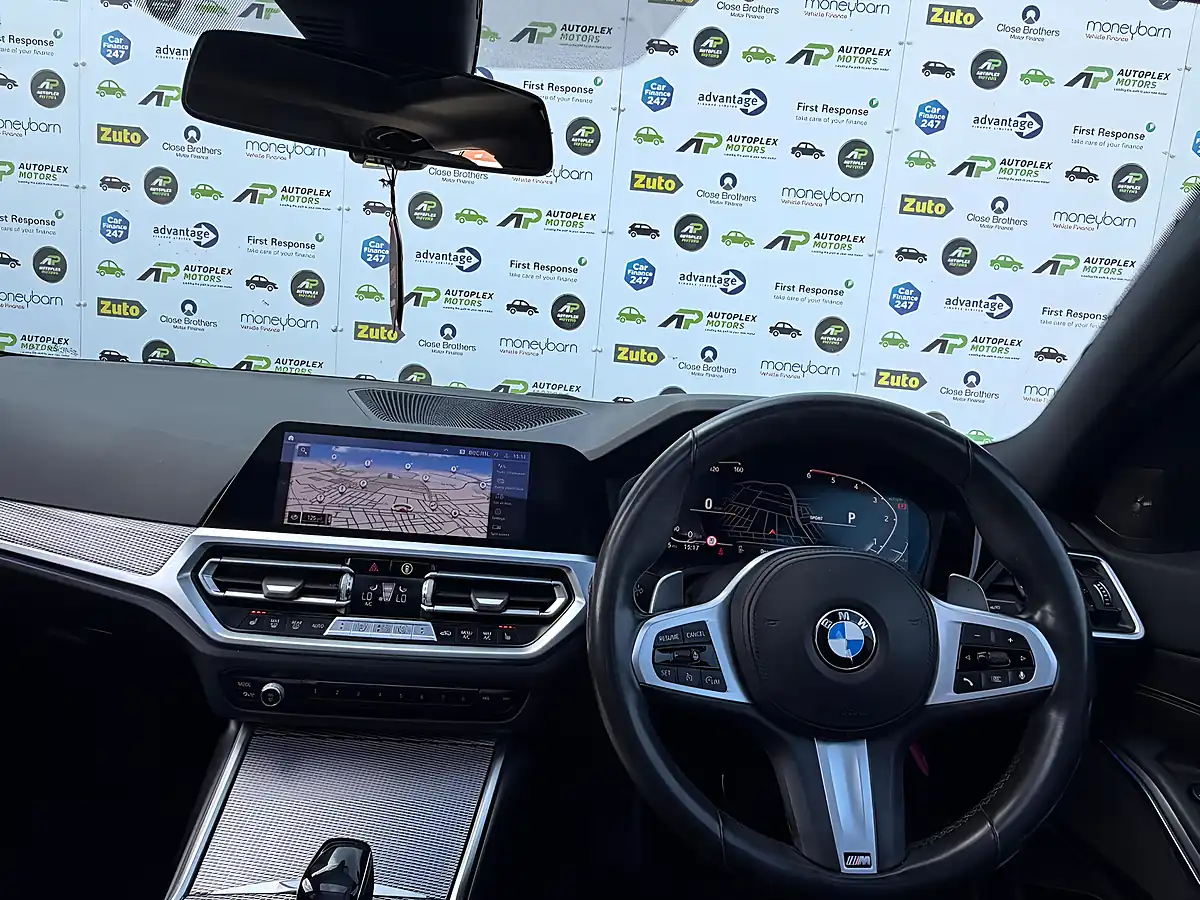 Used 2019 BMW 3 Series M Sport White - Interior and Exterior details 16