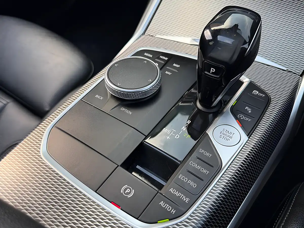Used 2019 BMW 3 Series M Sport White - Interior and Exterior details 17