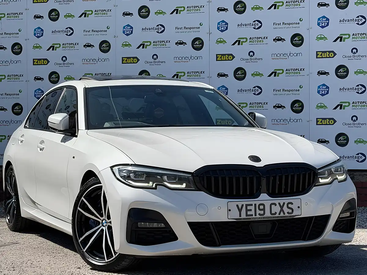 Used 2019 BMW 3 Series M Sport White - Interior and Exterior details 20