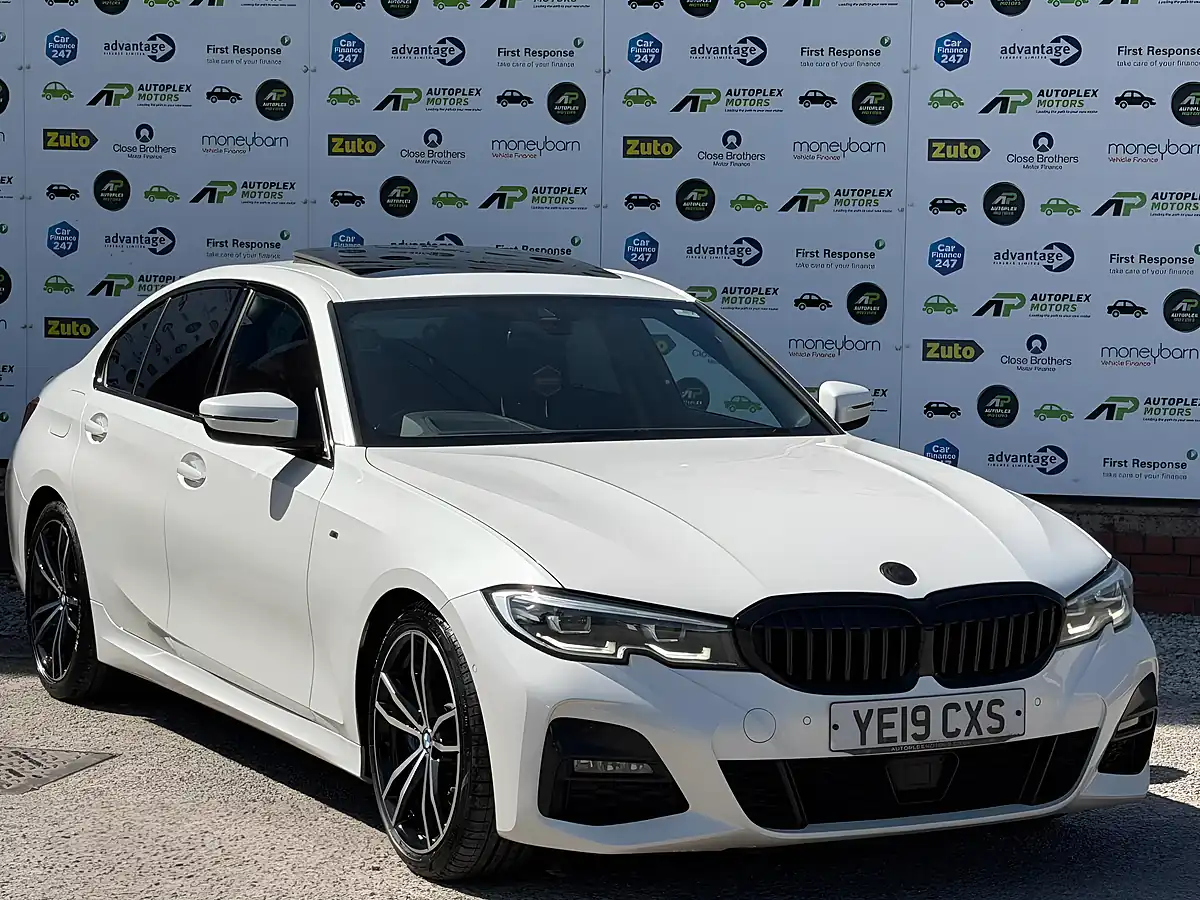 Used 2019 BMW 3 Series M Sport White - Interior and Exterior details 6