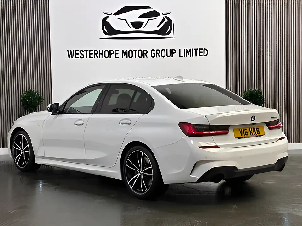 Used 2019 BMW 3 Series M Sport White - Interior and Exterior details 2