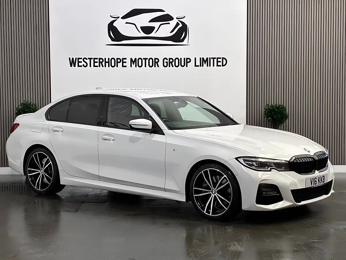 Used 2019 BMW 3 Series M Sport White - Interior and Exterior details 20