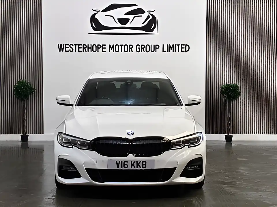Used 2019 BMW 3 Series M Sport White - Interior and Exterior details 8