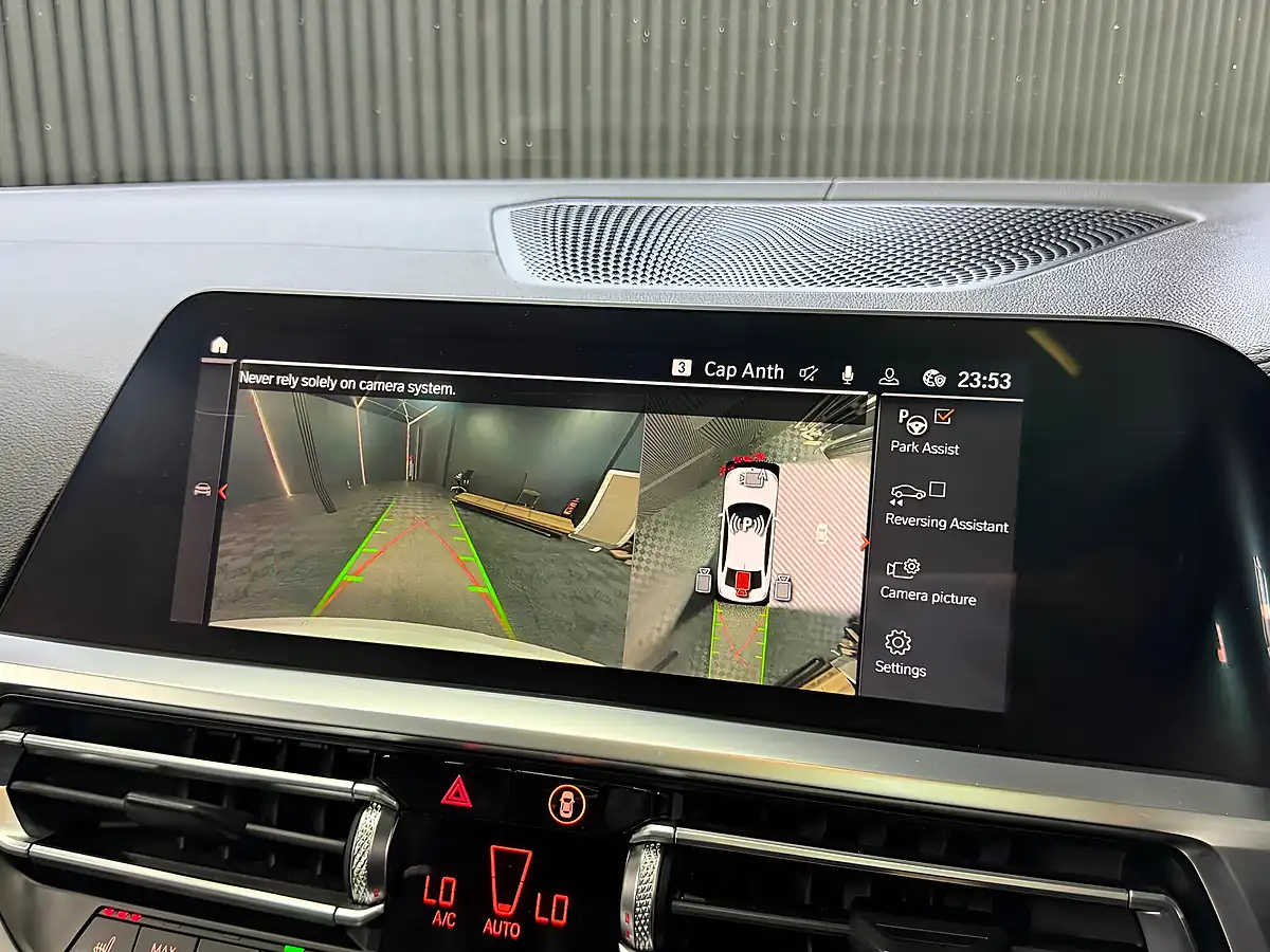 Used 2019 BMW 3 Series M Sport White - Interior and Exterior details 17