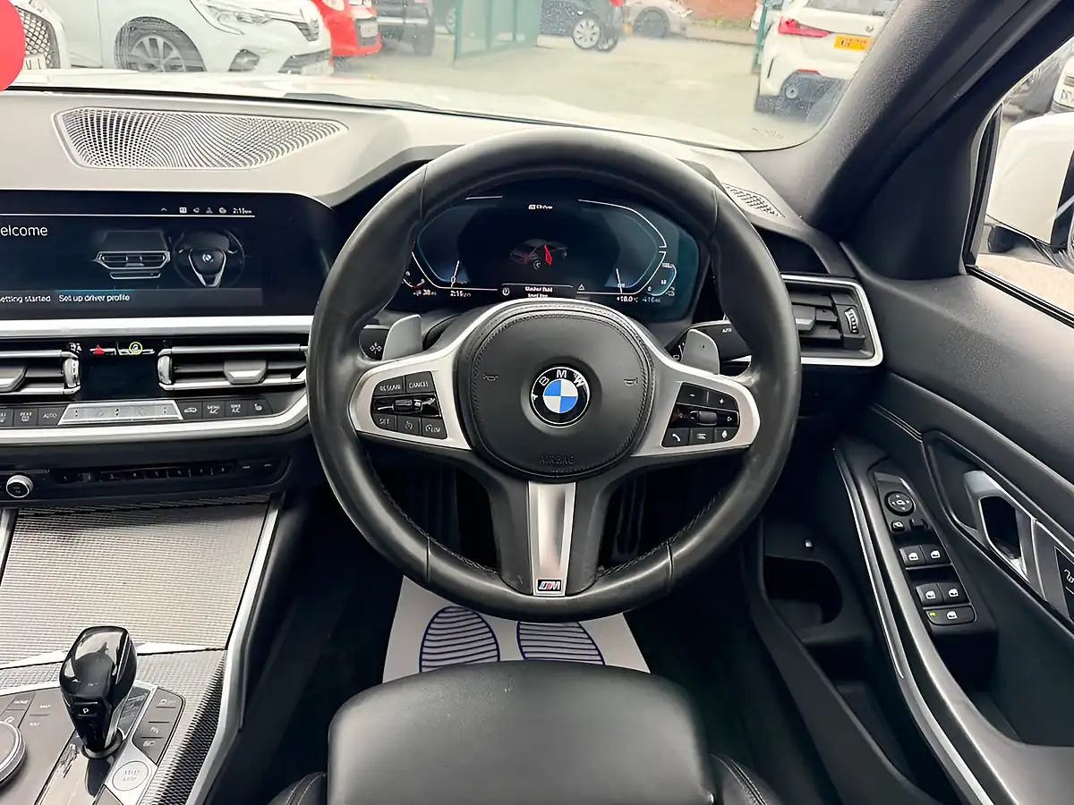 Used 2019 BMW 3 Series M Sport White - Interior and Exterior details 19