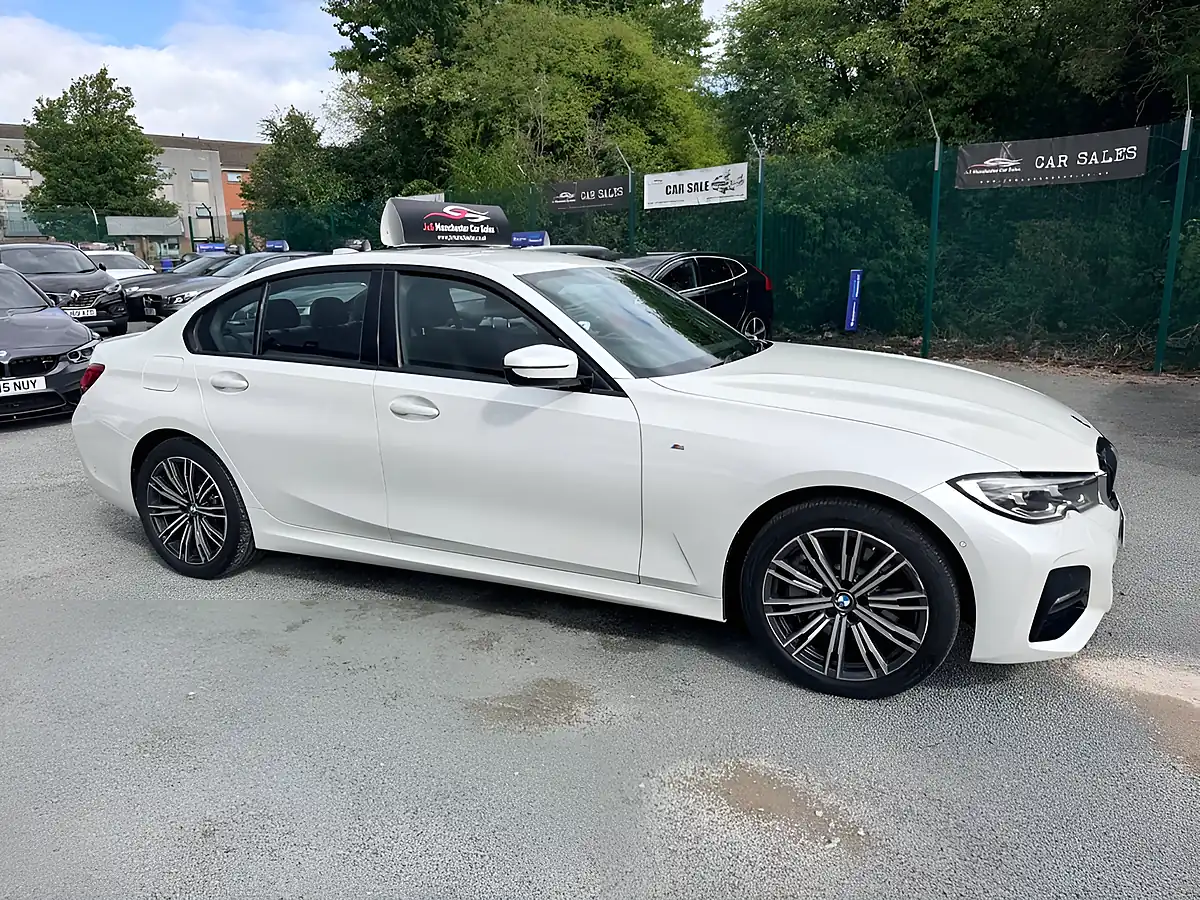 Used 2019 BMW 3 Series M Sport White - Interior and Exterior details 3