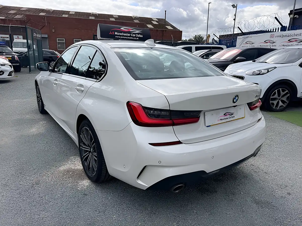 Used 2019 BMW 3 Series M Sport White - Interior and Exterior details 8