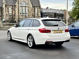 Used 2019 BMW 3 Series M Sport White - Interior and Exterior details 19