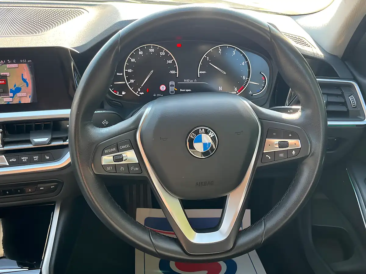 Used 2019 BMW 3 Series Se Black - Interior and Exterior details 13