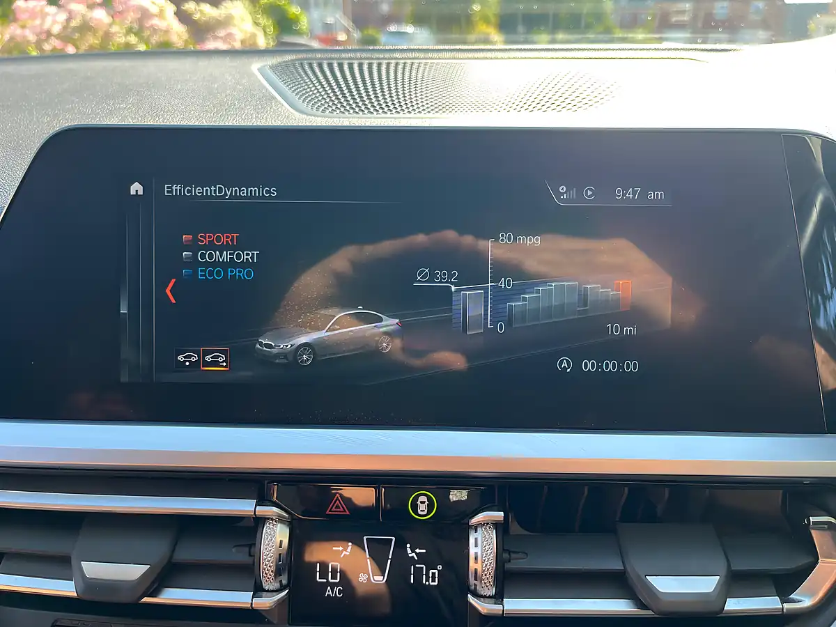 Used 2019 BMW 3 Series Se Black - Interior and Exterior details 17