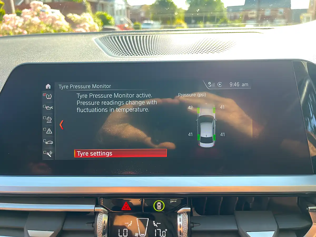 Used 2019 BMW 3 Series Se Black - Interior and Exterior details 18