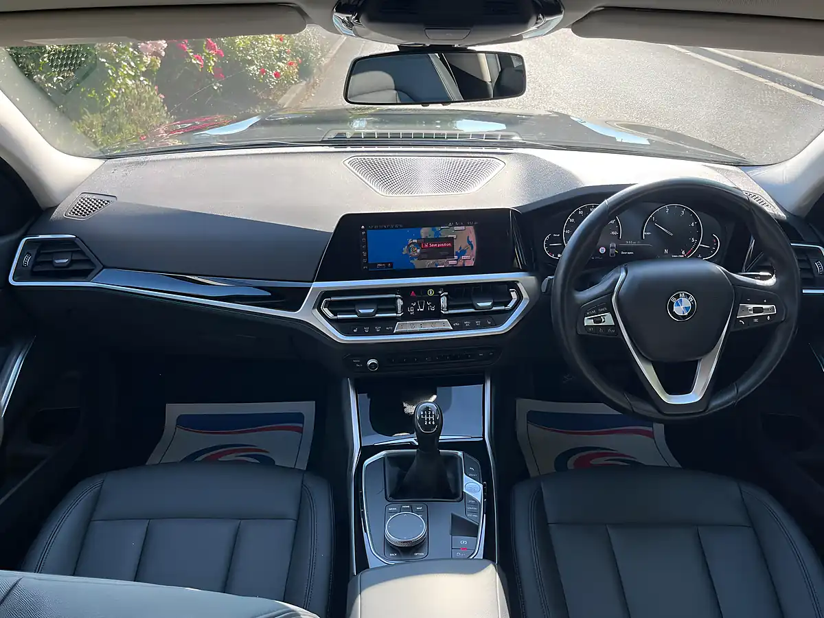 Used 2019 BMW 3 Series Se Black - Interior and Exterior details 4