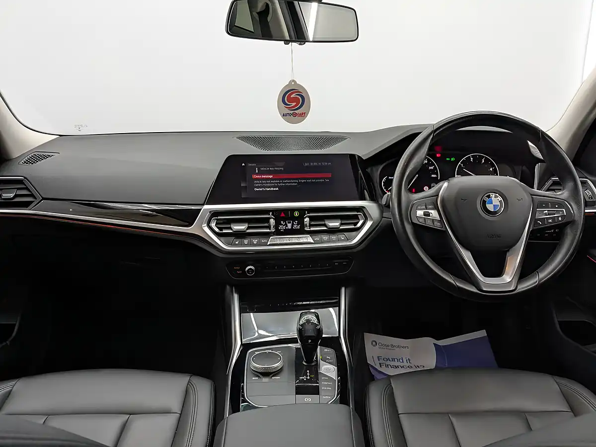 Used 2019 BMW 3 Series Se Mineral Grey - Interior and Exterior details 17