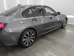 Used 2019 BMW 3 Series Se Mineral Grey - Interior and Exterior details 8