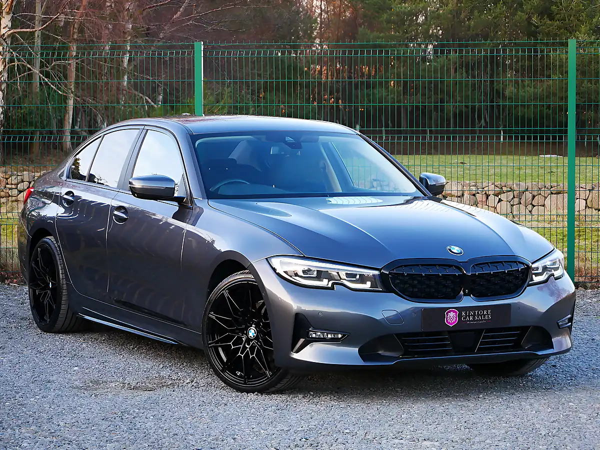 Used 2019 BMW 3 Series Se Mineral Grey - Front View