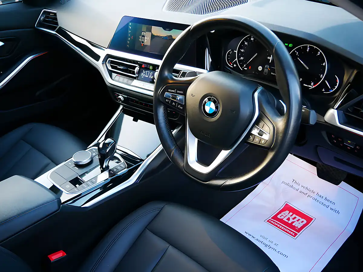 Used 2019 BMW 3 Series Se Mineral Grey - Interior and Exterior details 10