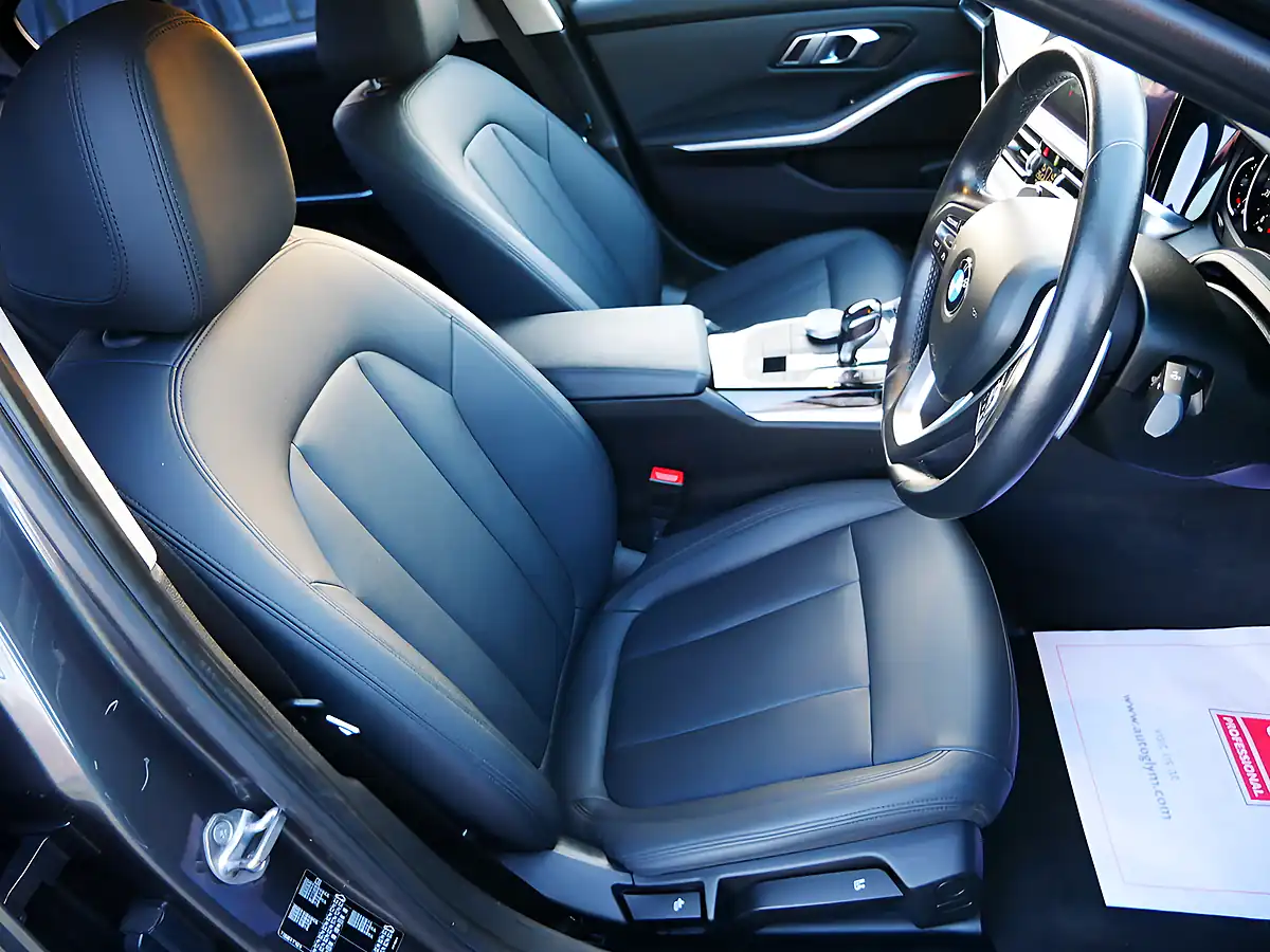 Used 2019 BMW 3 Series Se Mineral Grey - Interior and Exterior details 11