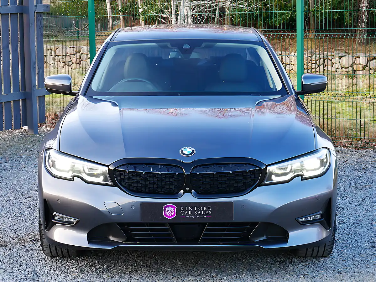 Used 2019 BMW 3 Series Se Mineral Grey - Interior and Exterior details 3