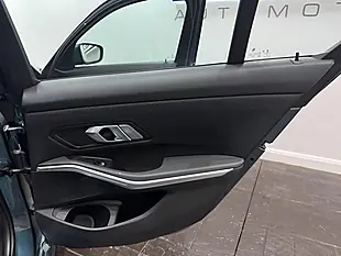 Used 2019 BMW 3 Series Se Pro Blue - Interior and Exterior details 17