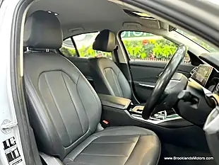 Used 2019 BMW 3 Series Se Silver - Interior and Exterior details 13