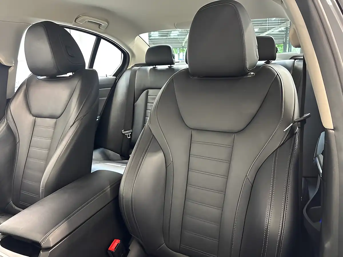 Used 2019 BMW 3 Series Sport Mineral Grey - Interior and Exterior details 11