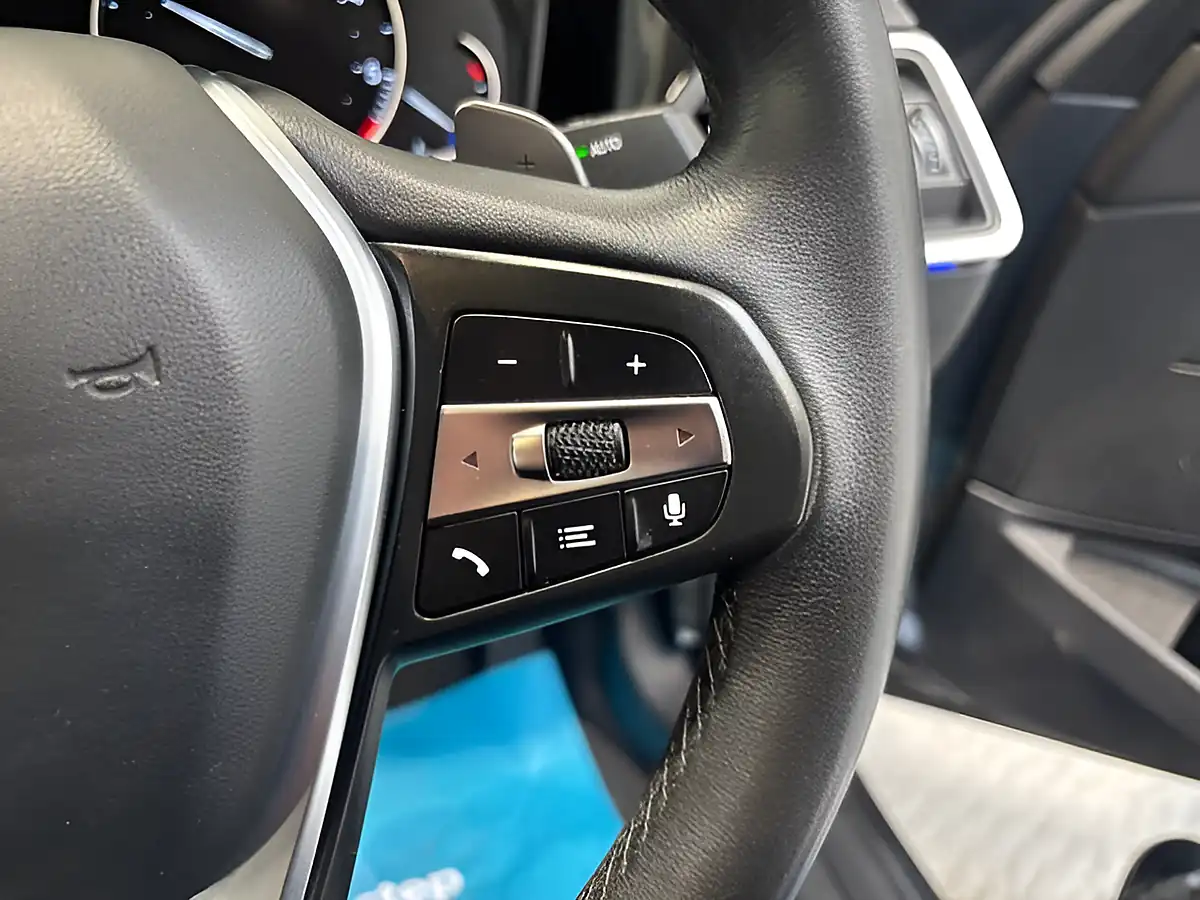 Used 2019 BMW 3 Series Sport Mineral Grey - Interior and Exterior details 15