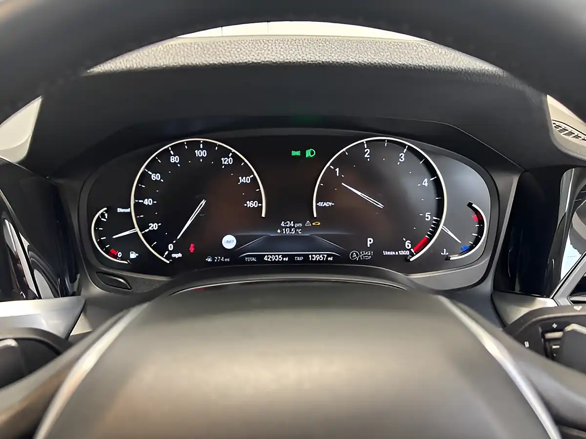 Used 2019 BMW 3 Series Sport Mineral Grey - Interior and Exterior details 16