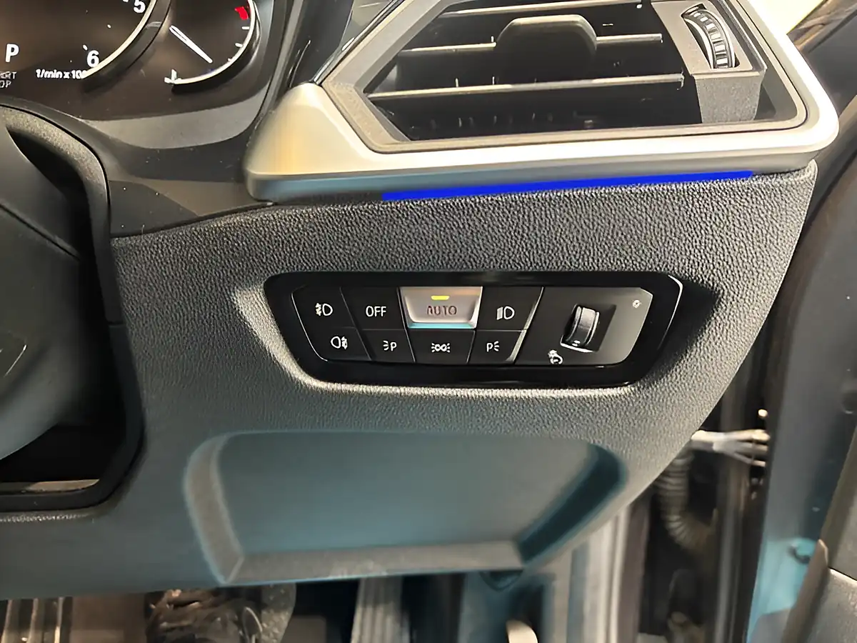 Used 2019 BMW 3 Series Sport Mineral Grey - Interior and Exterior details 20