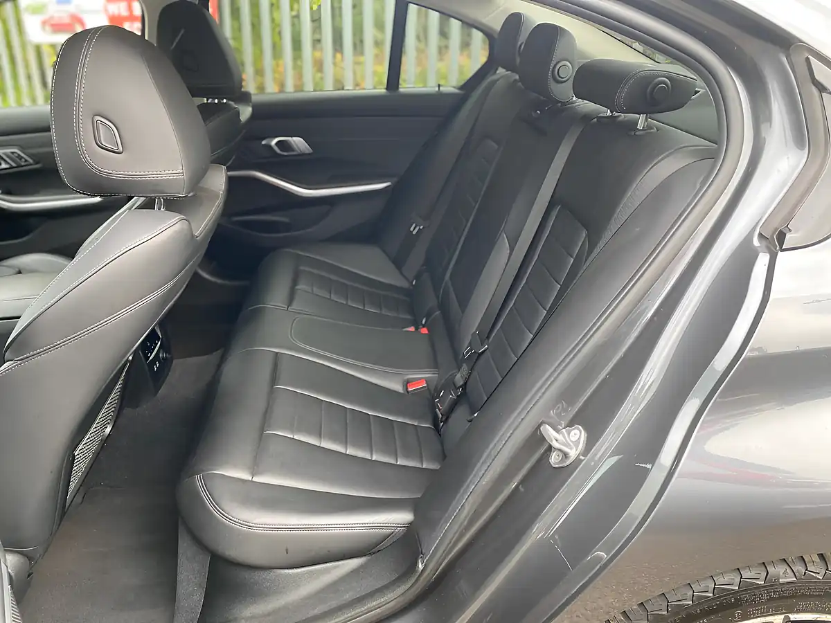 Used 2019 BMW 3 Series Sport Xdrive Grey - Interior and Exterior details 12