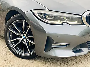 Used 2019 BMW 3 Series Sport Xdrive Grey - Interior and Exterior details 2