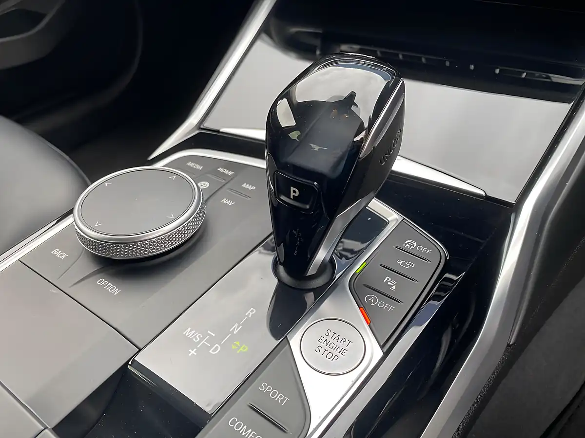 Used 2019 BMW 3 Series Sport Xdrive Grey - Interior and Exterior details 5