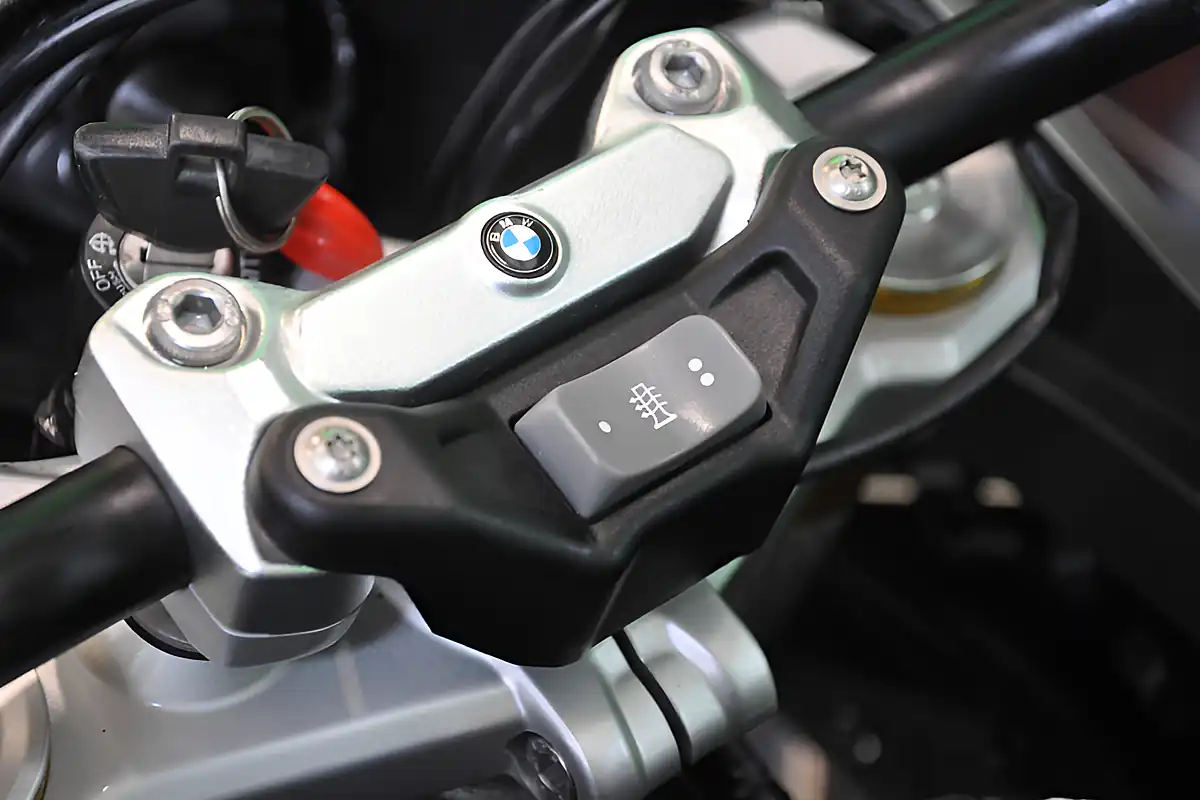 Used 2019 BMW 310 Gs Full Luggage Black - Interior and Exterior details 14