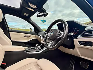 Used 2019 BMW 330d M Sport Blue - Interior and Exterior details 7