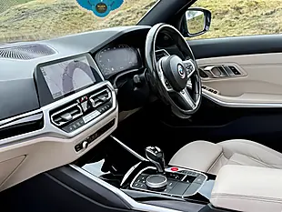Used 2019 BMW 330d M Sport Blue - Interior and Exterior details 9