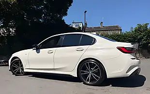 Used 2019 BMW 330i M Sport Alpine White - Interior and Exterior details 9