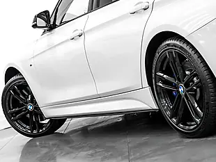 Used 2019 BMW 335d M Sport Shadow Edition Alpine White - Interior and Exterior details 10