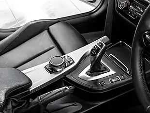 Used 2019 BMW 335d M Sport Shadow Edition Alpine White - Interior and Exterior details 17