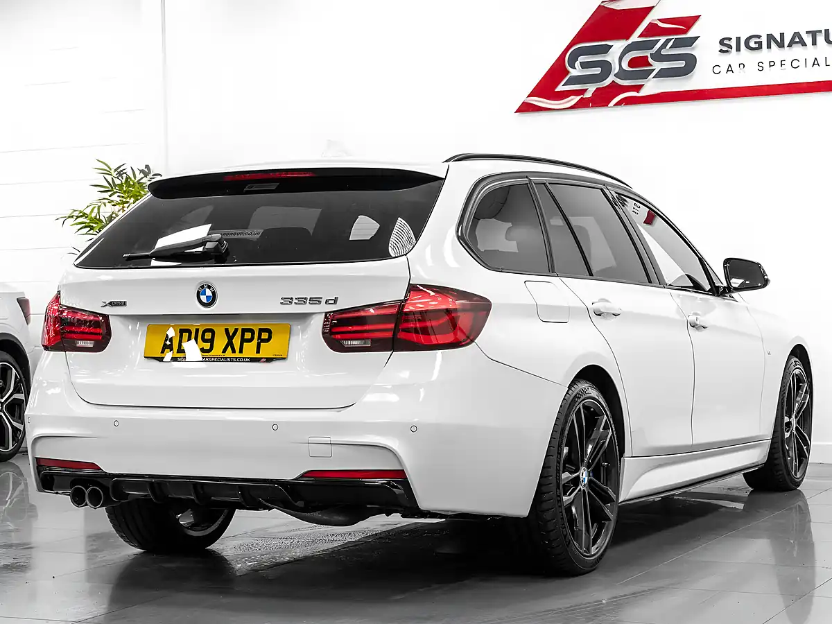 Used 2019 BMW 335d M Sport Shadow Edition Alpine White - Interior and Exterior details 4