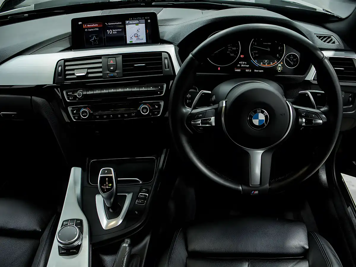 Used 2019 BMW 4 Series Gran Coupe M Sport Black - Interior and Exterior details 12